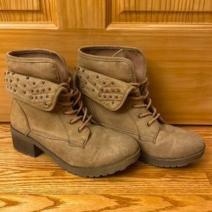 Women’s Ankle Boots | Low heel